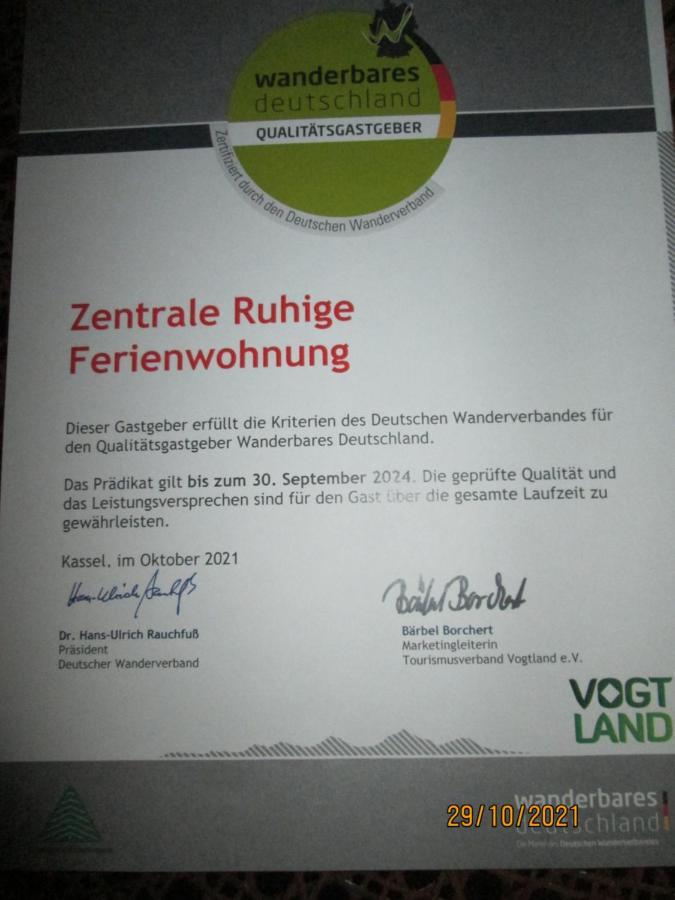 Zentrale-Ruhige Ferienwohnung Reichenbach im Vogtland Esterno foto